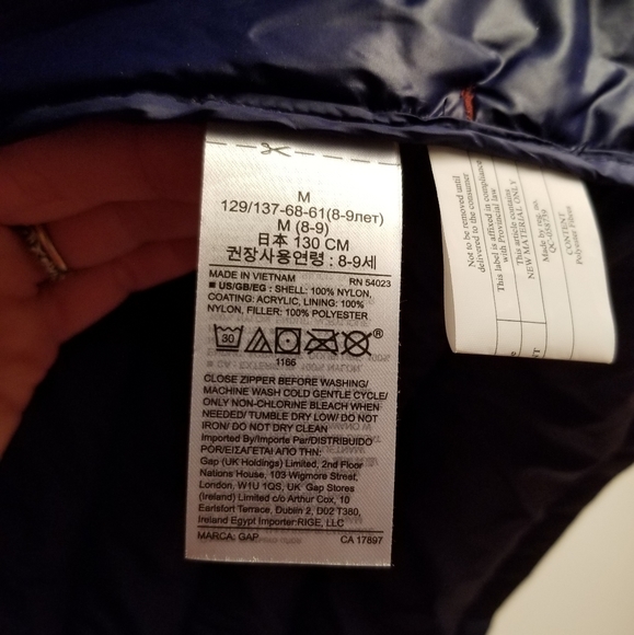 Gap Kids Puffer Vest, Burgundy/Navy, Medium - Picture 6 of 8